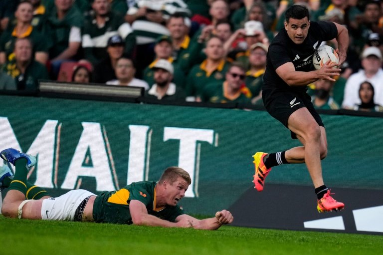 All Blacks stun South Africa 33-16 at Ellis Park and snap Springboks' 12-test win streak | iNFOnews.ca