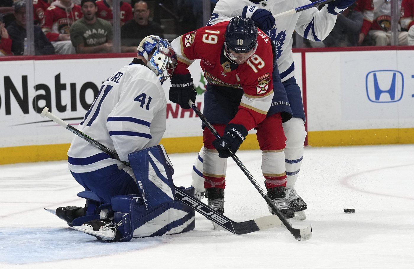Panthers get 2nd win in last 8 games, roll past Maple Leafs 5-1 | iNFOnews.ca Panthers get 2nd win in last 8 games, roll past Maple Leafs 5-1 | iNFOnews.ca