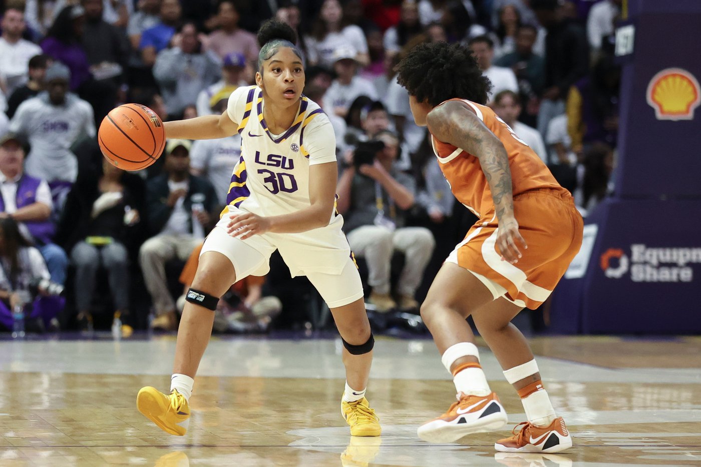 LSU coach Kim Mulkey taps into Louisiana cooking culture to tighten up the Tigers' form | iNFOnews.ca