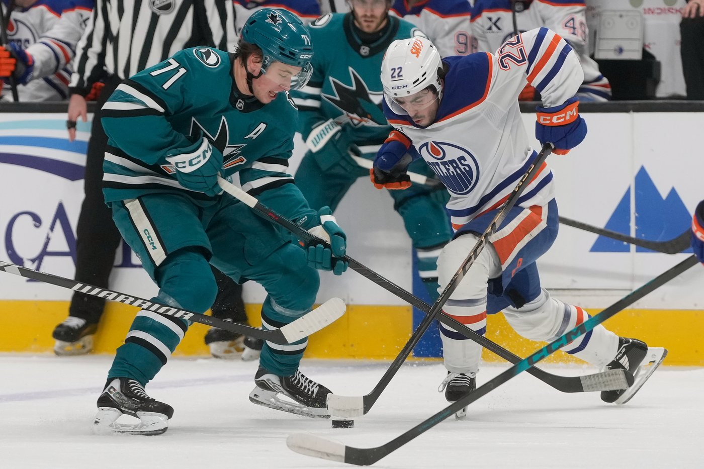 Sharks edge Oilers 5-4 to snap five-game winless streak | iNFOnews.ca Sharks edge Oilers 5-4 to snap five-game winless streak | iNFOnews.ca