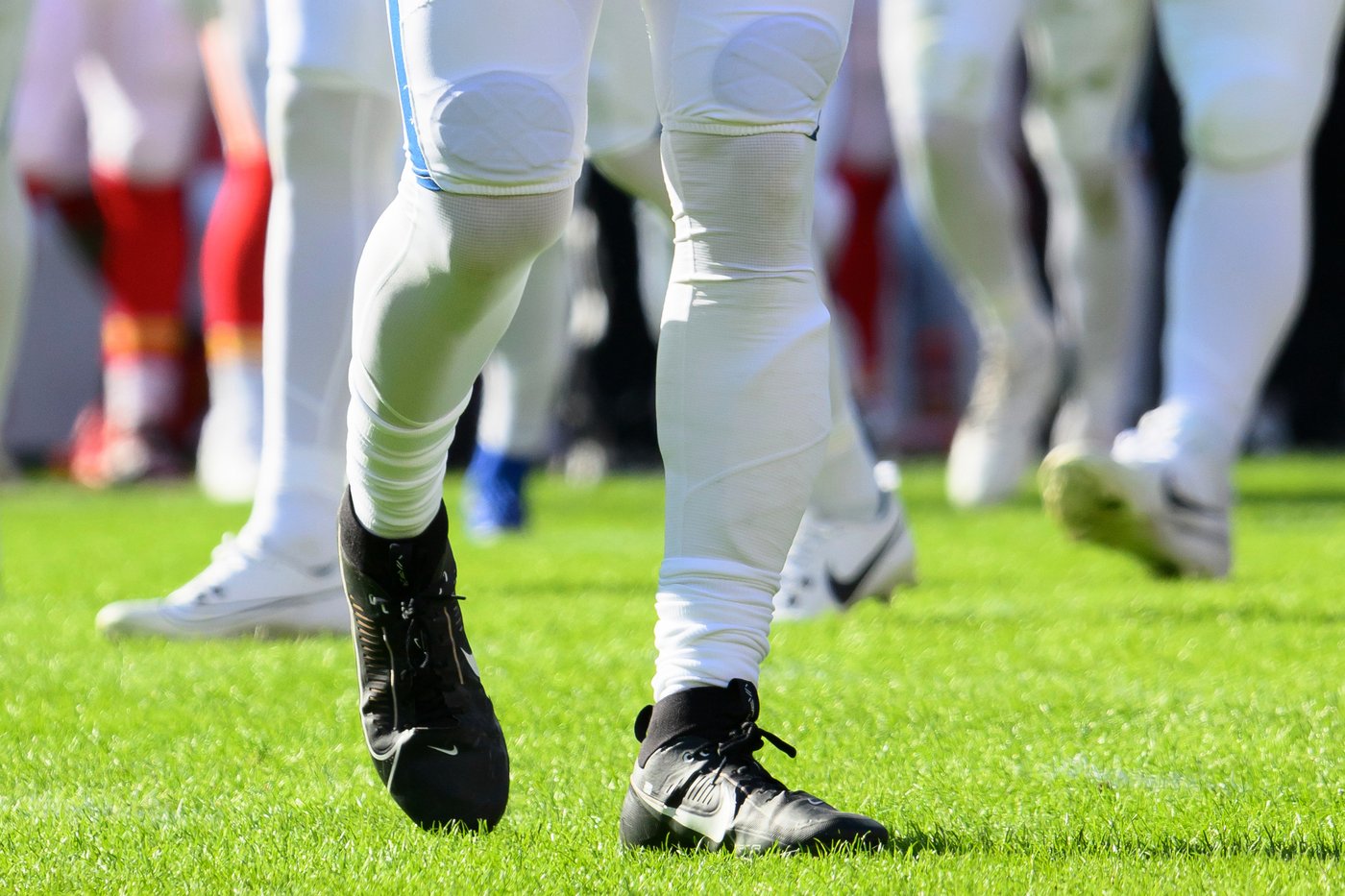 Colts QB Daniel Jones turns to college friends for extra help with injured leg | iNFOnews.ca Colts QB Daniel Jones turns to college friends for extra help with injured leg | iNFOnews.ca