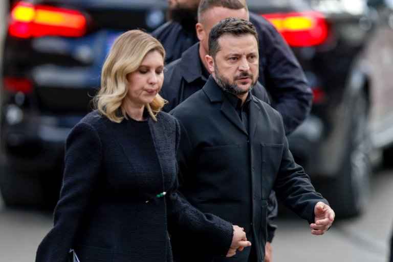 Ukraine President Volodymyr Zelenskyy says he's flying to Canada for first 2026 visit | iNFOnews.ca