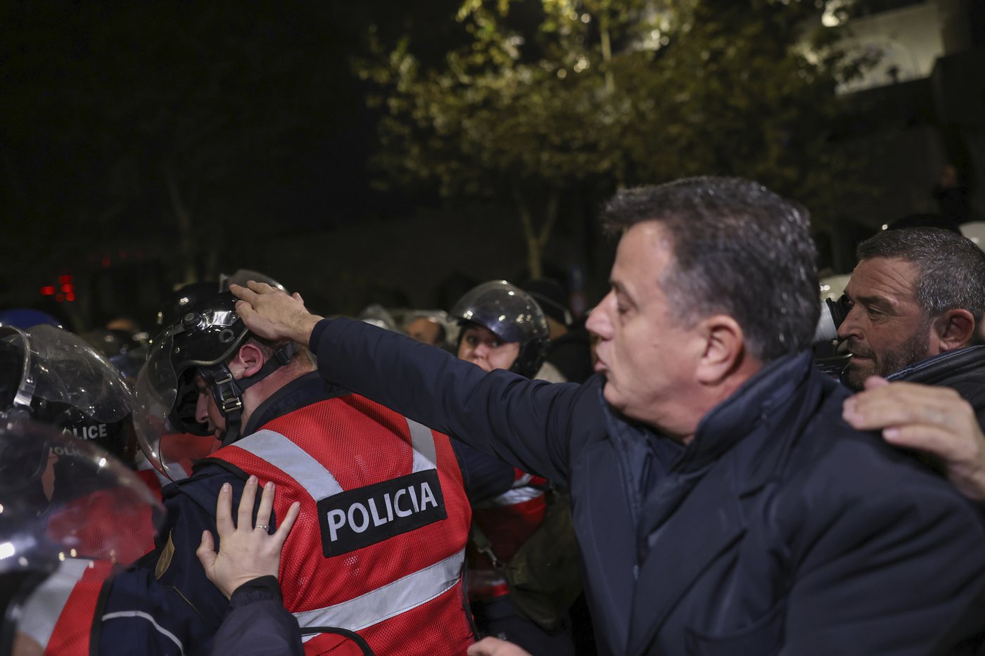 Albanian opposition supporters block the capital’s streets in an anti-government rally | iNFOnews.ca