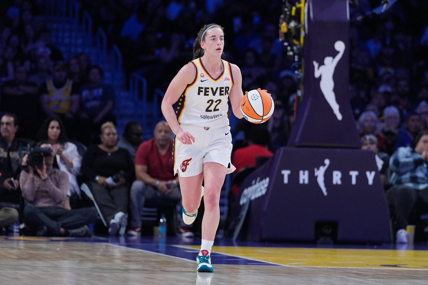 Caitlin Clark sidelined for Fever vs. Fire with back injury, her first game missed this season | iNFOnews.ca Caitlin Clark sidelined for Fever vs. Fire with back injury, her first game missed this season | iNFOnews.ca