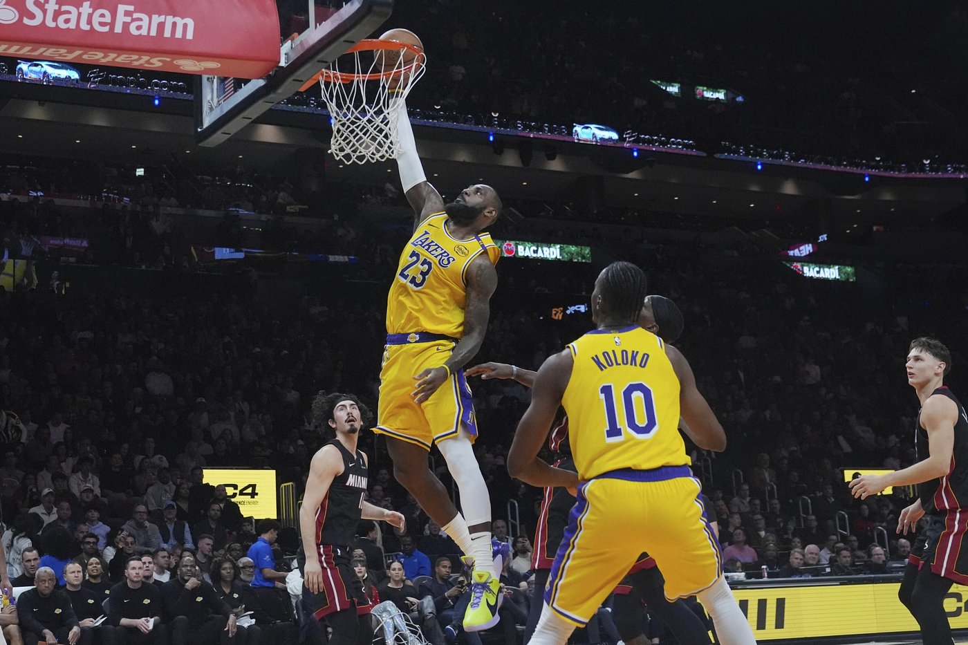 Herro scores 31, Heat roll past LeBron and struggling Lakers 134-93 | iNFOnews.ca Herro scores 31, Heat roll past LeBron and struggling Lakers 134-93 | iNFOnews.ca