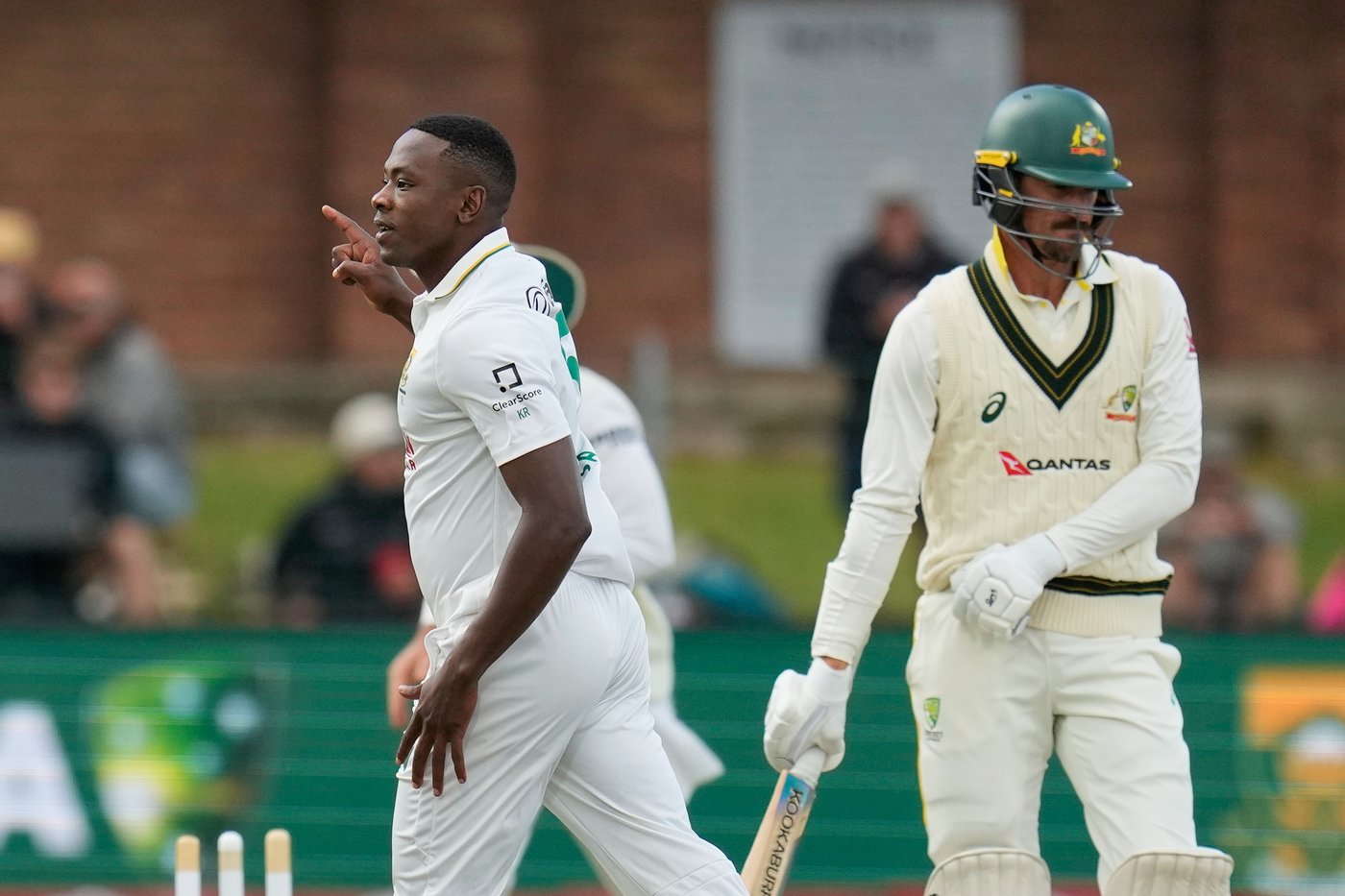 South Africa storms back to beat Australia by an innings and level the test cricket series 1-1 | iNFOnews.ca