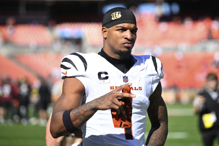 Taylor, Bengals happy to start season 1-0, even if it was an ugly victory | iNFOnews.ca