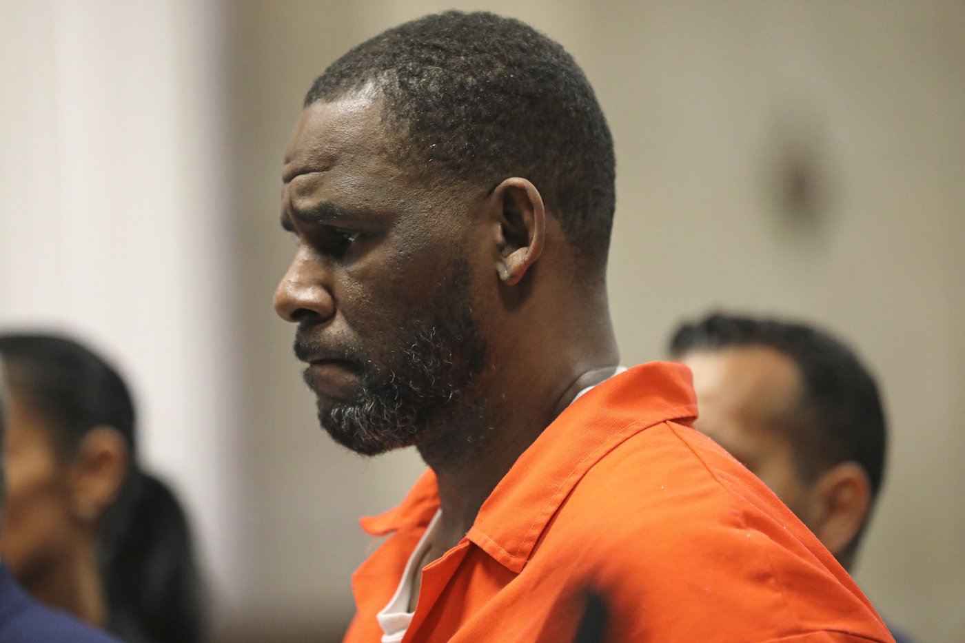 Singer R. Kelly alleges mistreatment after hospitalization and prison 'murder plot' | iNFOnews.ca