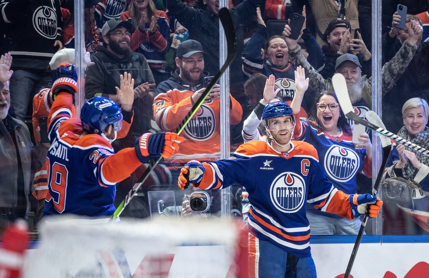 A look at McDavid's magic moments as Oilers captain reaches 1,000 points | iNFOnews.ca