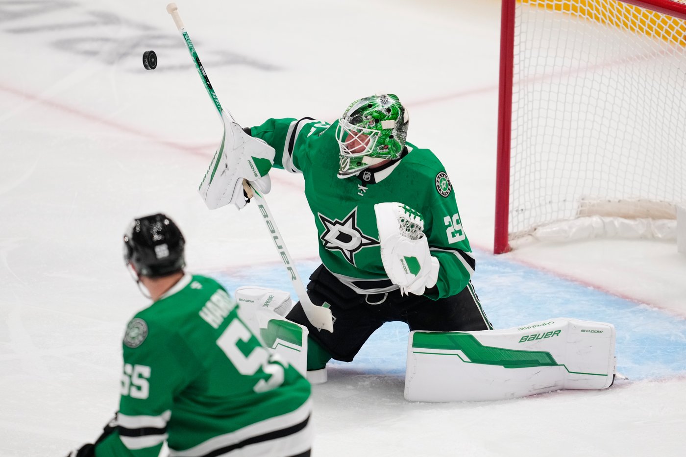 Stars' Jake Oettinger blanks Ovechkin, Capitals in 1-0 win | iNFOnews.ca Stars' Jake Oettinger blanks Ovechkin, Capitals in 1-0 win | iNFOnews.ca