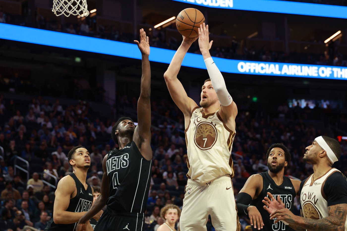 Warriors hand the Nets their ninth straight loss with a 109-106 victory | iNFOnews.ca