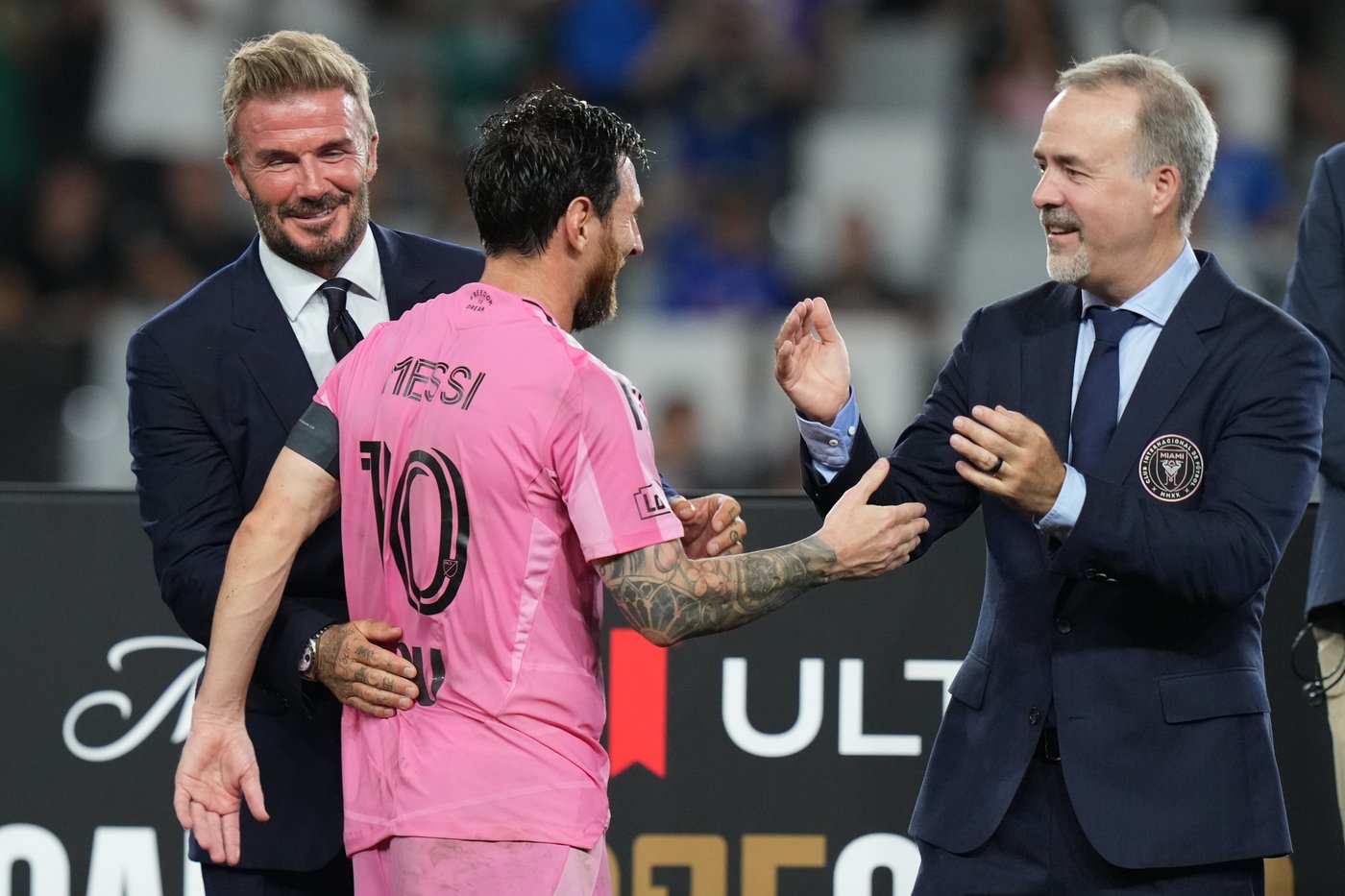 Video shows Messi pointing his finger at MLS commissioner Don Garber during postgame exchange | iNFOnews.ca Video shows Messi pointing his finger at MLS commissioner Don Garber during postgame exchange | iNFOnews.ca