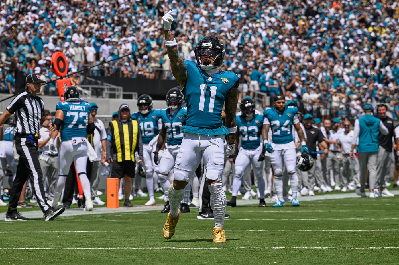Trevor Lawrence throws 4 TD passes as the Jaguars rout the Browns 34-10 in season opener | iNFOnews.ca Trevor Lawrence throws 4 TD passes as the Jaguars rout the Browns 34-10 in season opener | iNFOnews.ca