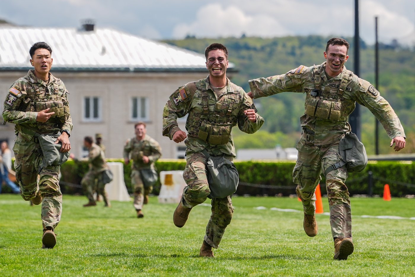 West Point military competition tests future soldiers, in photos | iNFOnews.ca