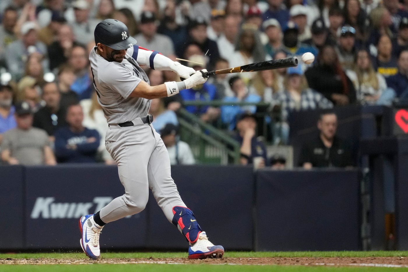 Yankees shortstop Caballero sidelined with finger injury, hopes to avoid injured list | iNFOnews.ca Yankees shortstop Caballero sidelined with finger injury, hopes to avoid injured list | iNFOnews.ca
