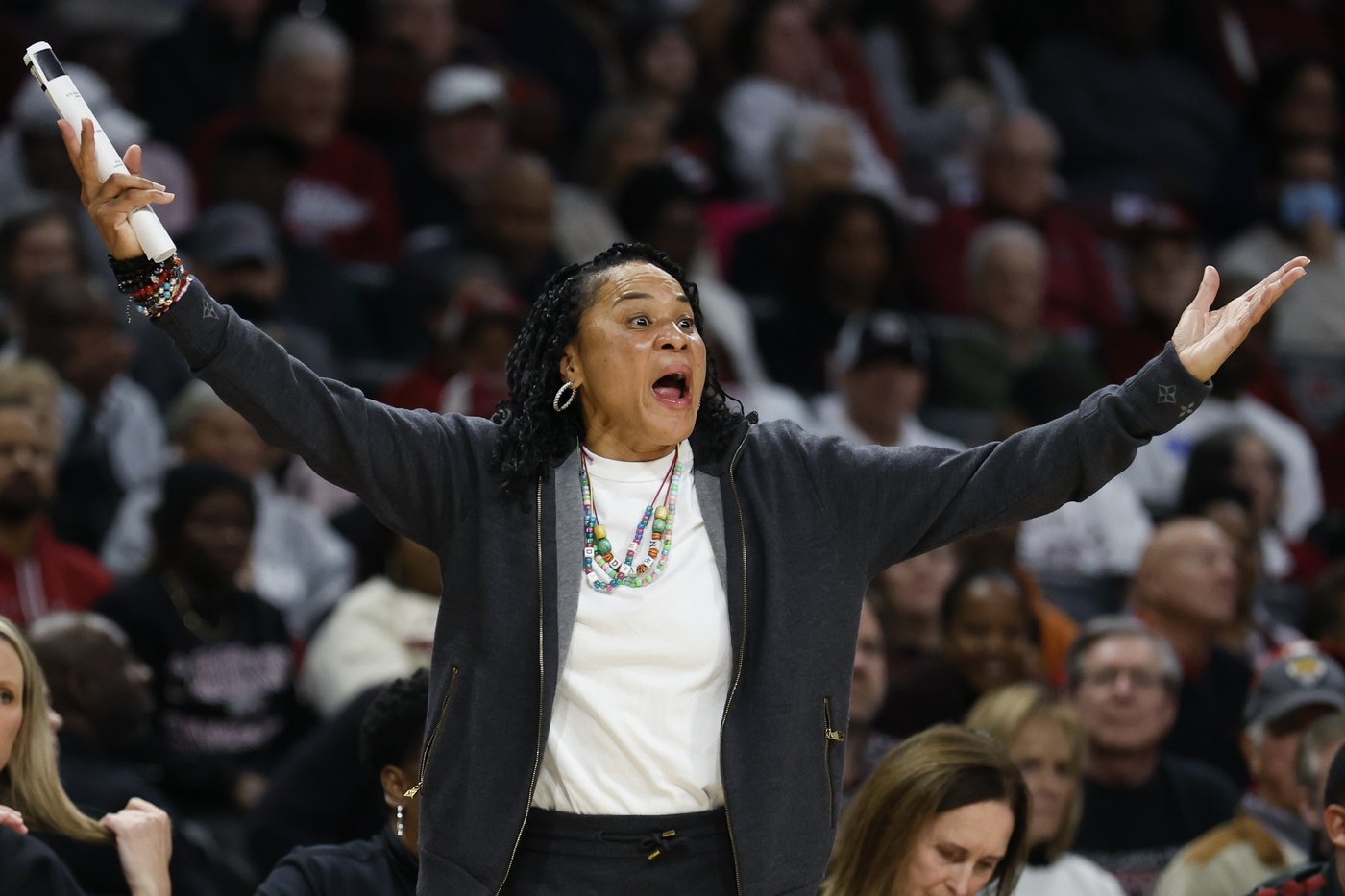 No. 3 South Carolina women hold off No. 8 Duke 81-70 for 62nd straight home win | iNFOnews.ca No. 3 South Carolina women hold off No. 8 Duke 81-70 for 62nd straight home win | iNFOnews.ca