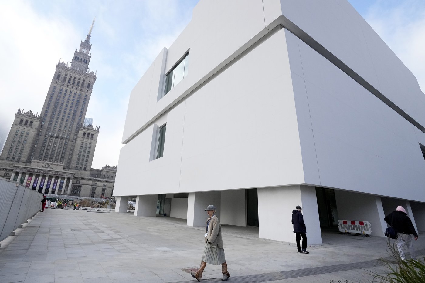 Warsaw opens a new modern art museum as it tries to leave Poland's communist legacy behind | iNFOnews.ca