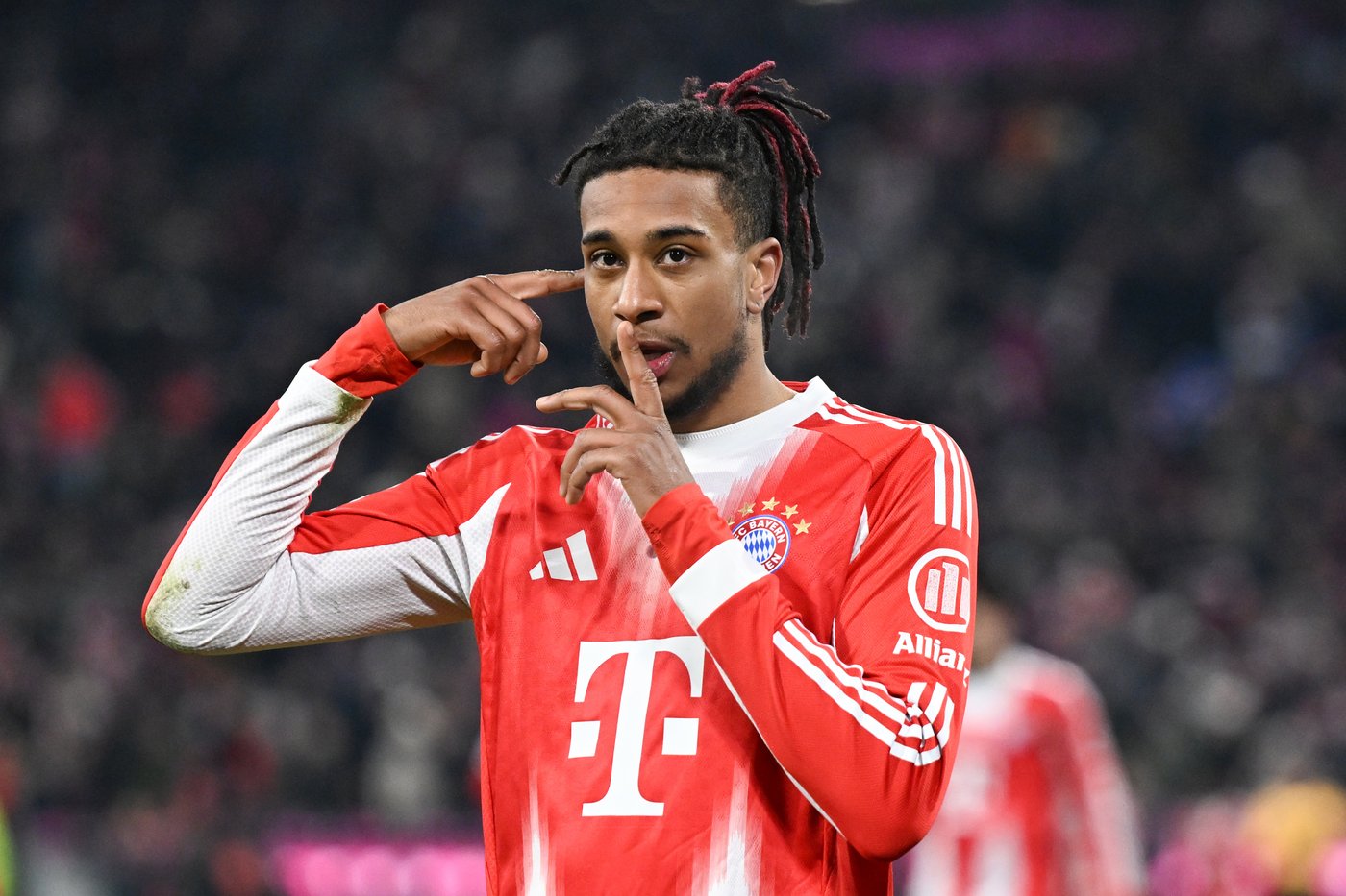 Bayern demolishes Wolfsburg 8-1 to go 11 points clear in Bundesliga | iNFOnews.ca Bayern demolishes Wolfsburg 8-1 to go 11 points clear in Bundesliga | iNFOnews.ca