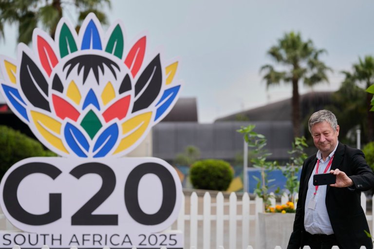Africa's first G20 summit opens with an ambitious agenda and tries to move on from Trump's boycott | iNFOnews.ca