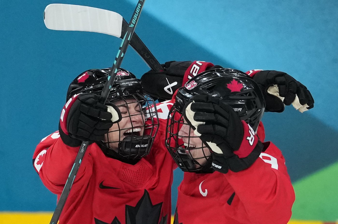 CP NewsAlert: Canada defeats Czechia 5-1, improves to 2-0 in women's hockey prelims | iNFOnews.ca
