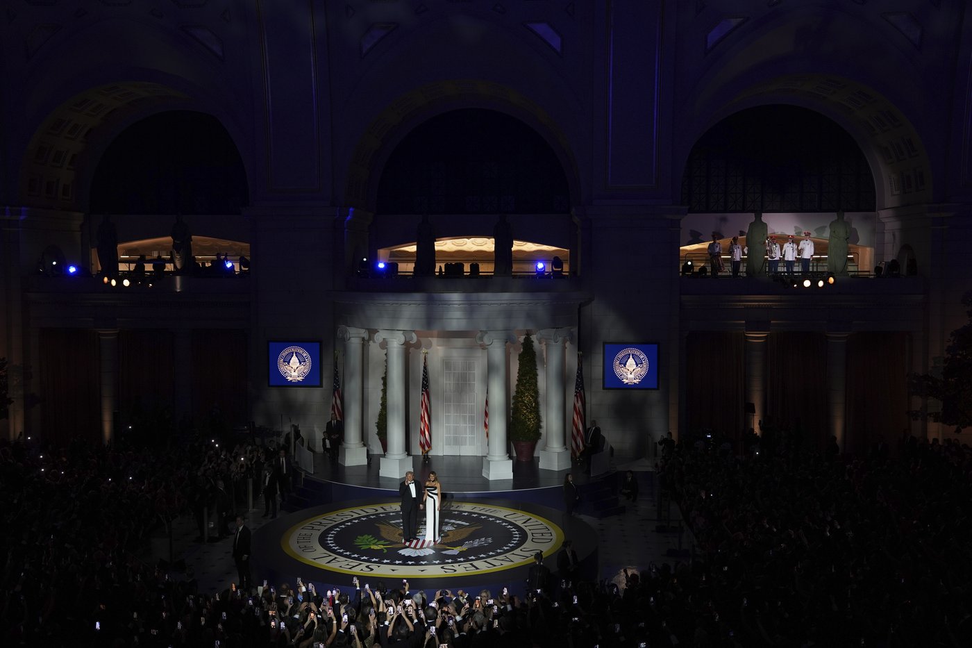PHOTO COLLECTION: Trump Inauguration Starlight Ball | iNFOnews.ca PHOTO COLLECTION: Trump Inauguration Starlight Ball | iNFOnews.ca