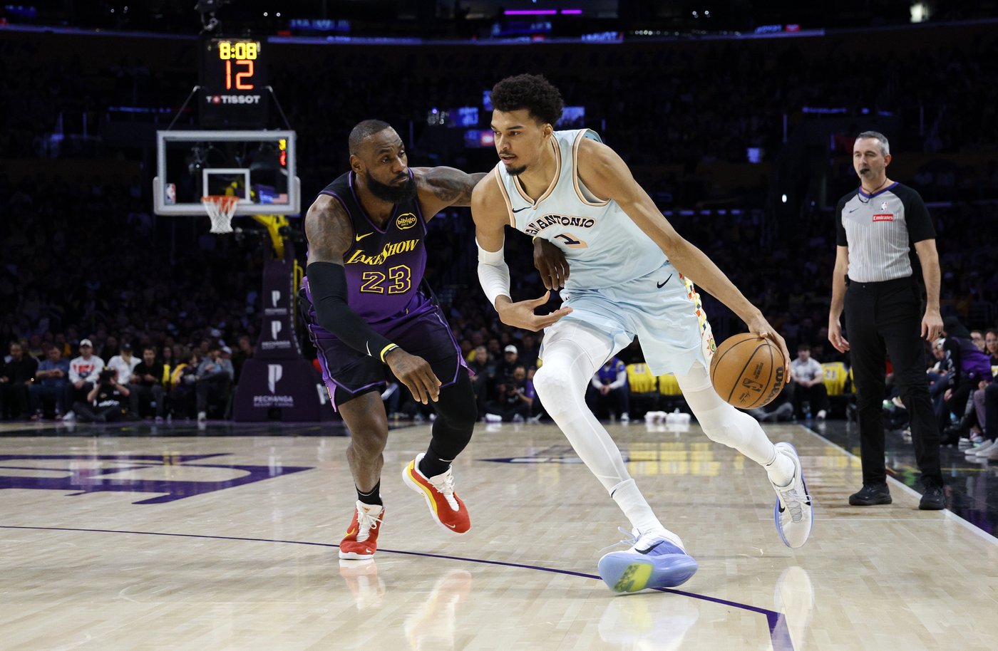 Lakers lose to Spurs 126-102 in their 1st game back after wildfire postponements | iNFOnews.ca