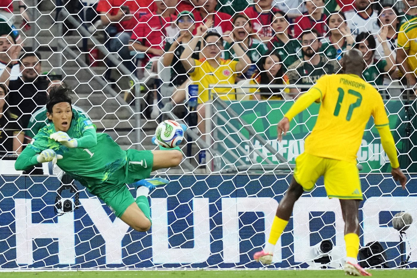 Must-win matches on Day 14 of the World Cup, in photos | iNFOnews.ca