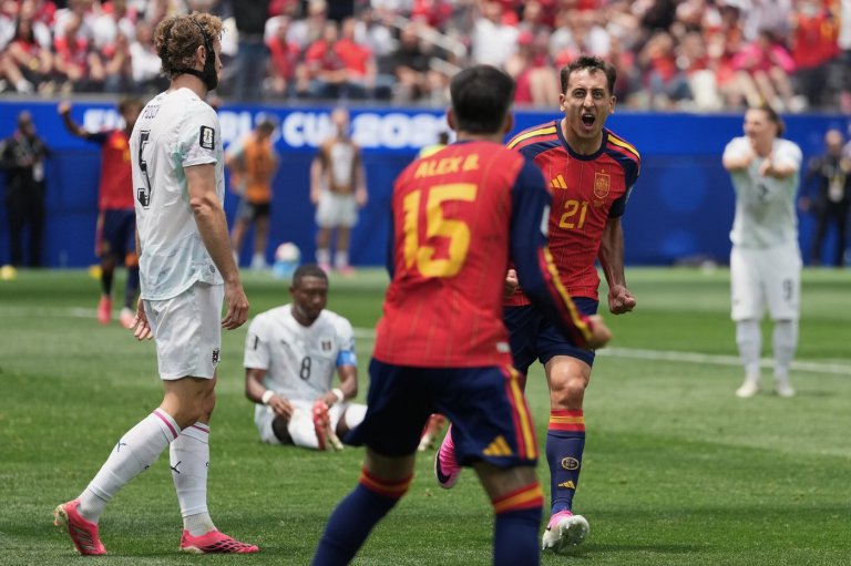 Spain and Austria play for spot in round of 16 at the World Cup, and other highlights, in photos | iNFOnews.ca