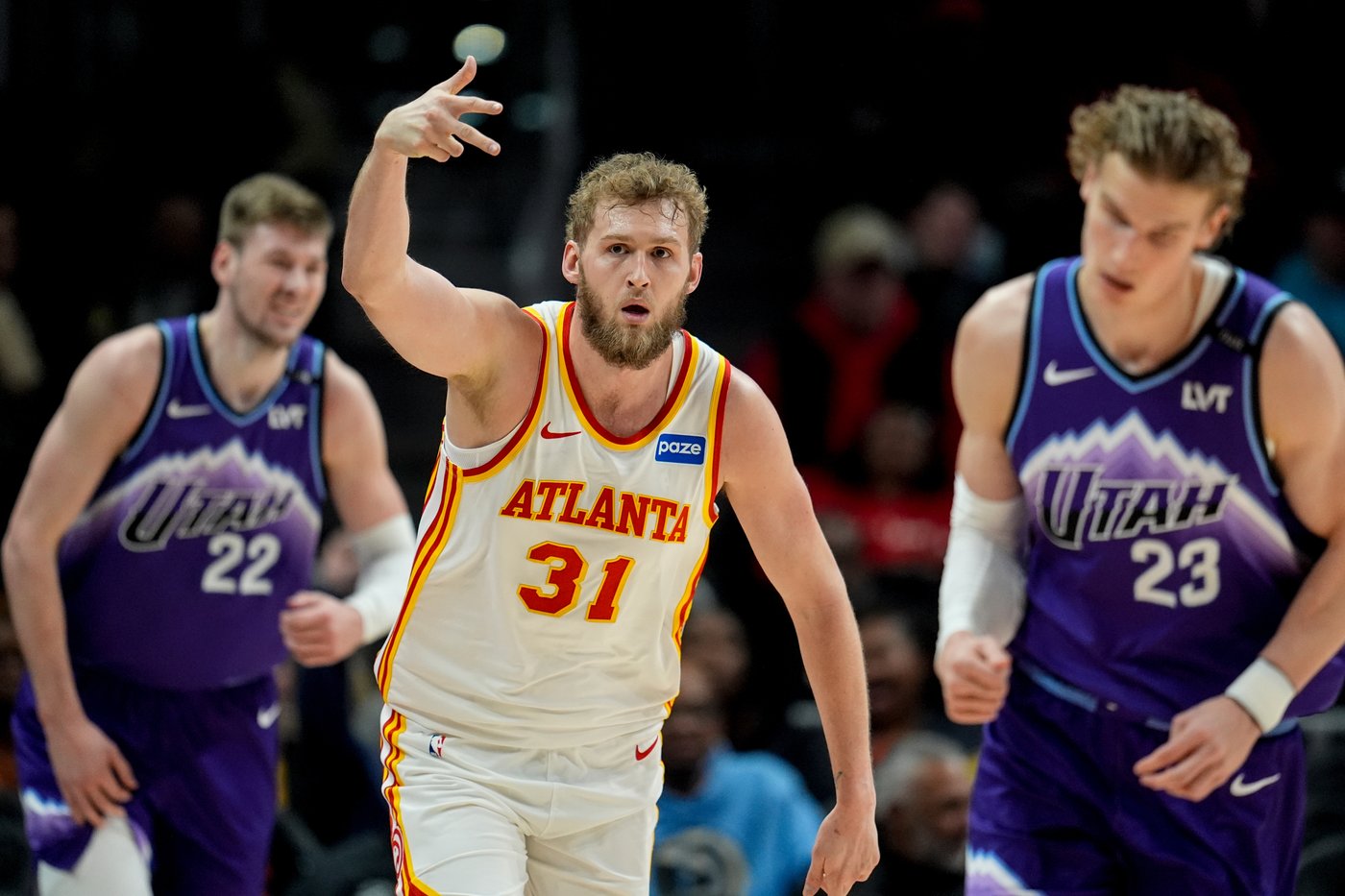 Alexander-Walker hits winner with 1.3 seconds left to lift Hawks past Jazz, 121-119 | iNFOnews.ca