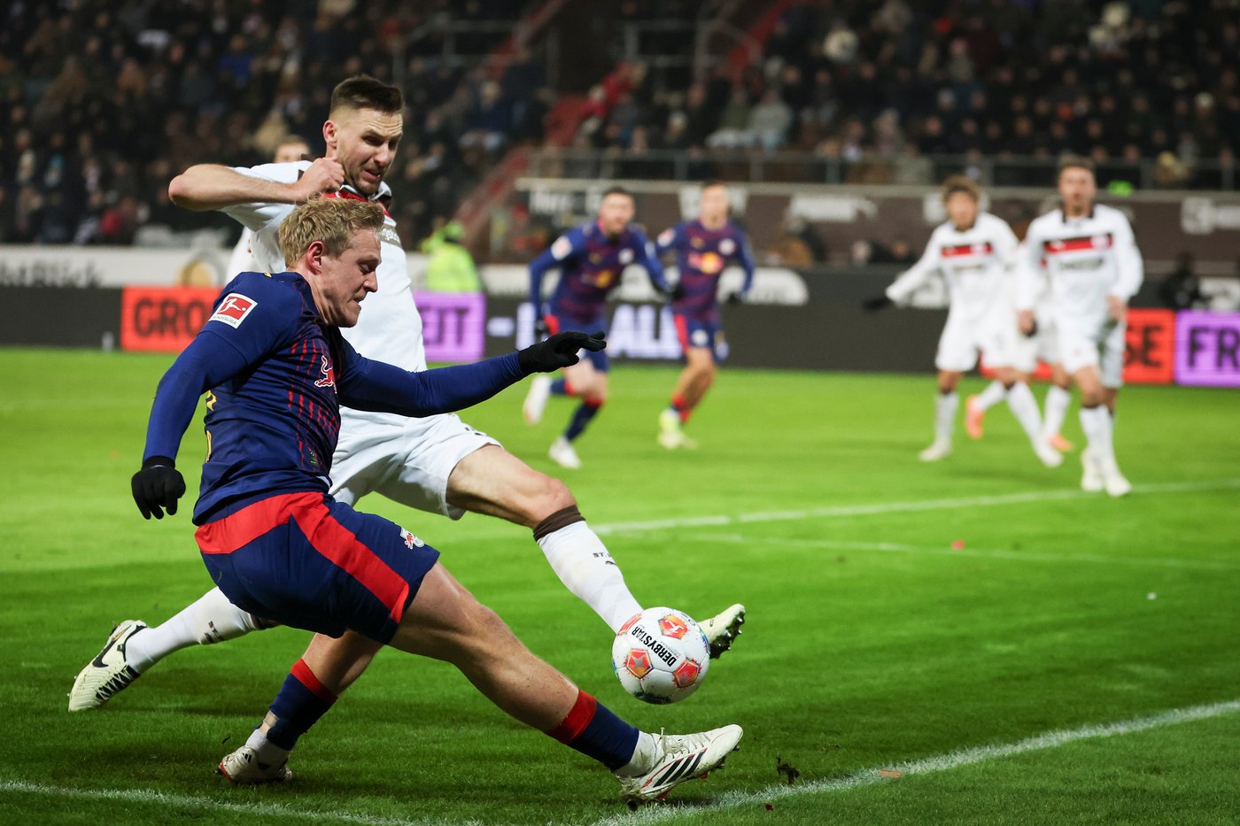 Leipzig settles for a draw as Hoffenheim wins in weather-delayed Bundesliga games | iNFOnews.ca