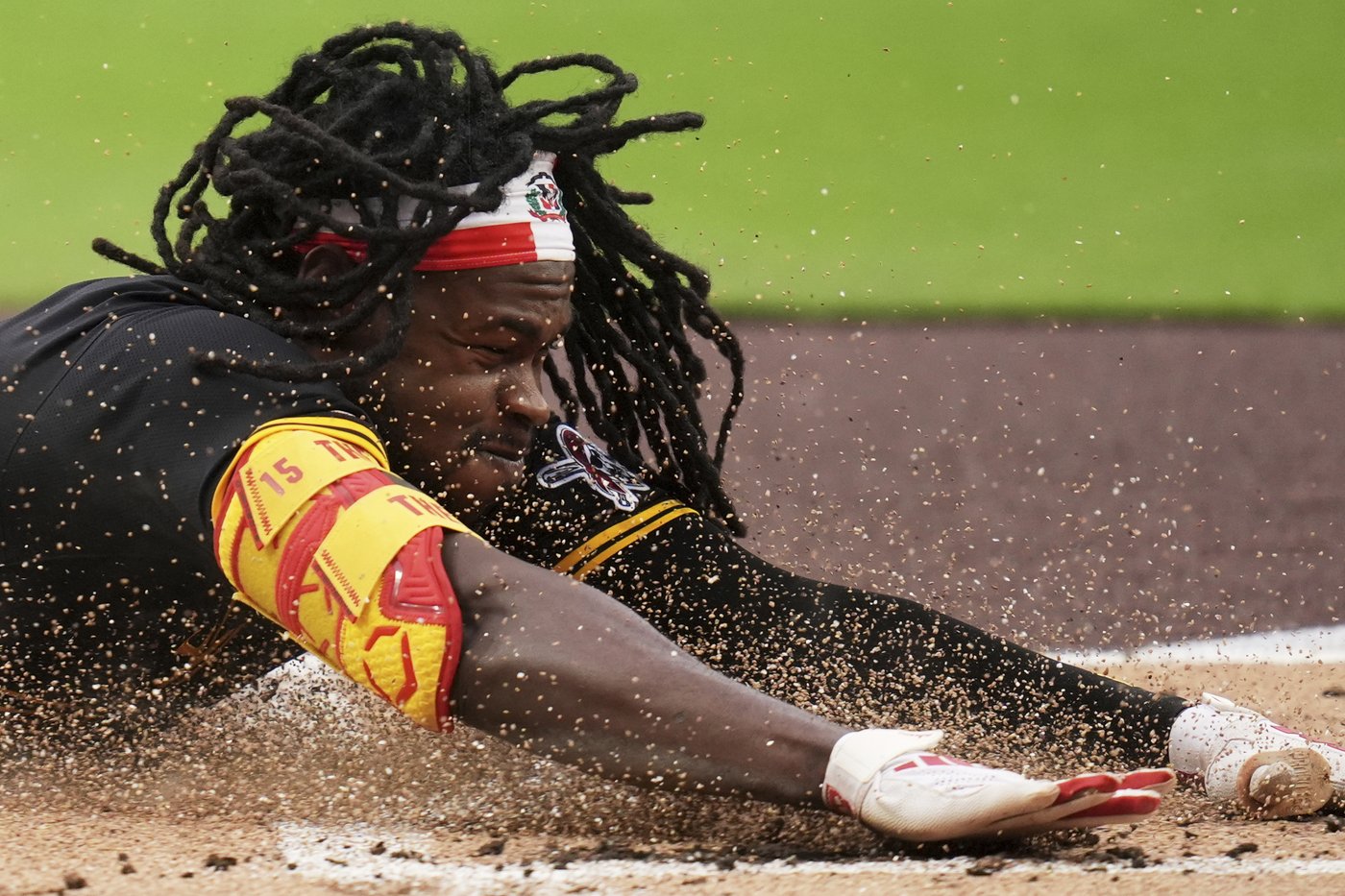 PHOTO COLLECTION: AP Top Photos of the Day, Sunday, June 8, 2025 | iNFOnews.ca