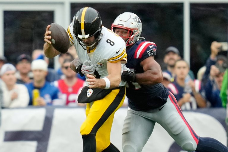 Aaron Rodgers blames himself after Steelers' offense struggles again in loss to Patriots | iNFOnews.ca