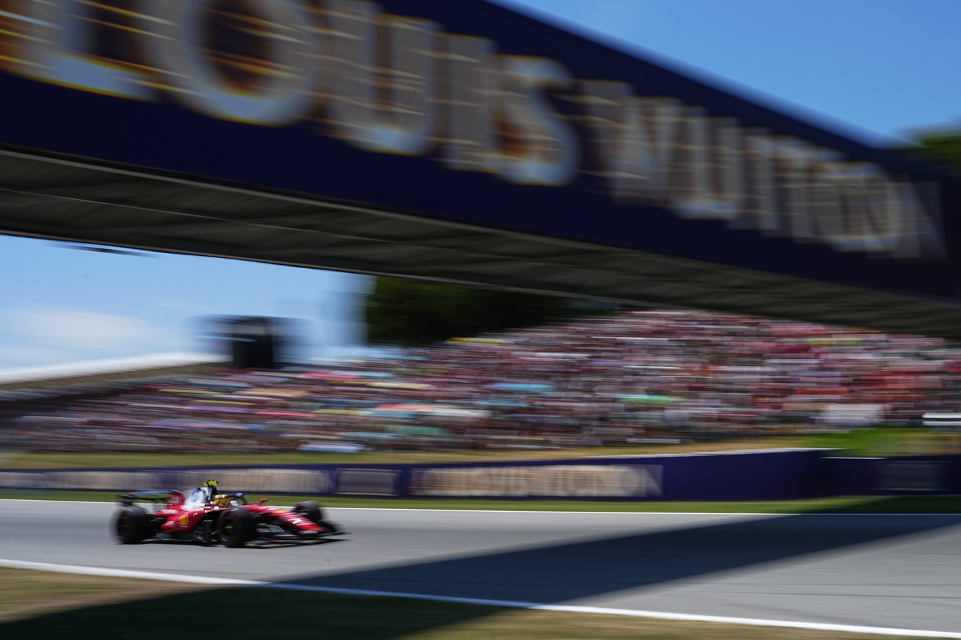 Hamilton celebrates 1st victory with Ferrari after winning Barcelona GP as Antonelli breaks down | iNFOnews.ca Hamilton celebrates 1st victory with Ferrari after winning Barcelona GP as Antonelli breaks down | iNFOnews.ca