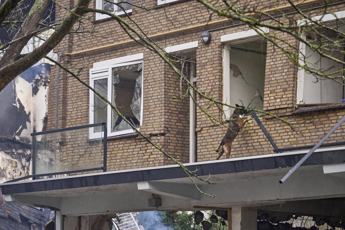 An explosion destroys an apartment block in a Dutch city, killing at least 3 and injuring others | iNFOnews.ca An explosion destroys an apartment block in a Dutch city, killing at least 3 and injuring others | iNFOnews.ca