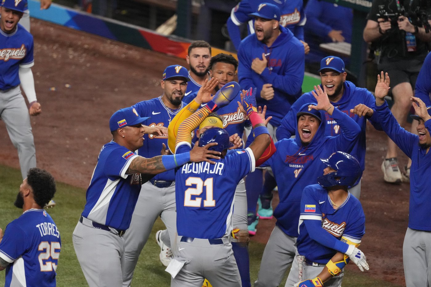 Top photos of the day by The Associated Press | iNFOnews.ca