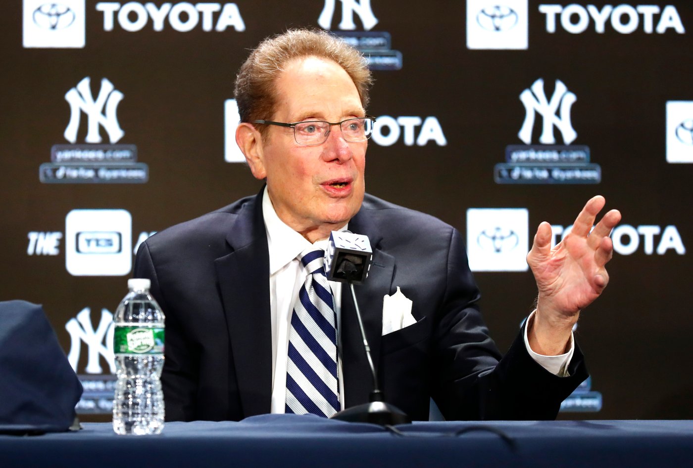 John Sterling, theatrical Yankees broadcaster known for enduring home run calls, dies at 87 | iNFOnews.ca