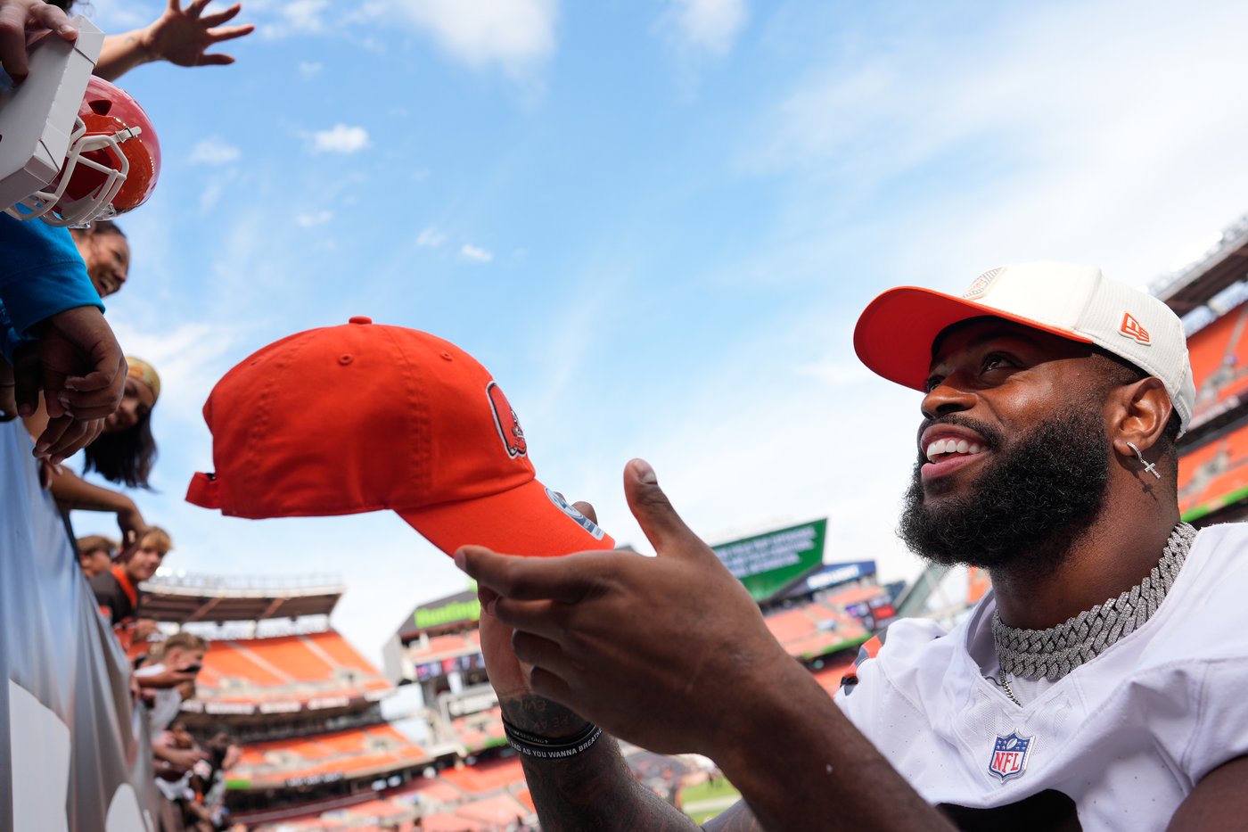Browns still searching for long-term answer at QB with Watson selected as starter | iNFOnews.ca