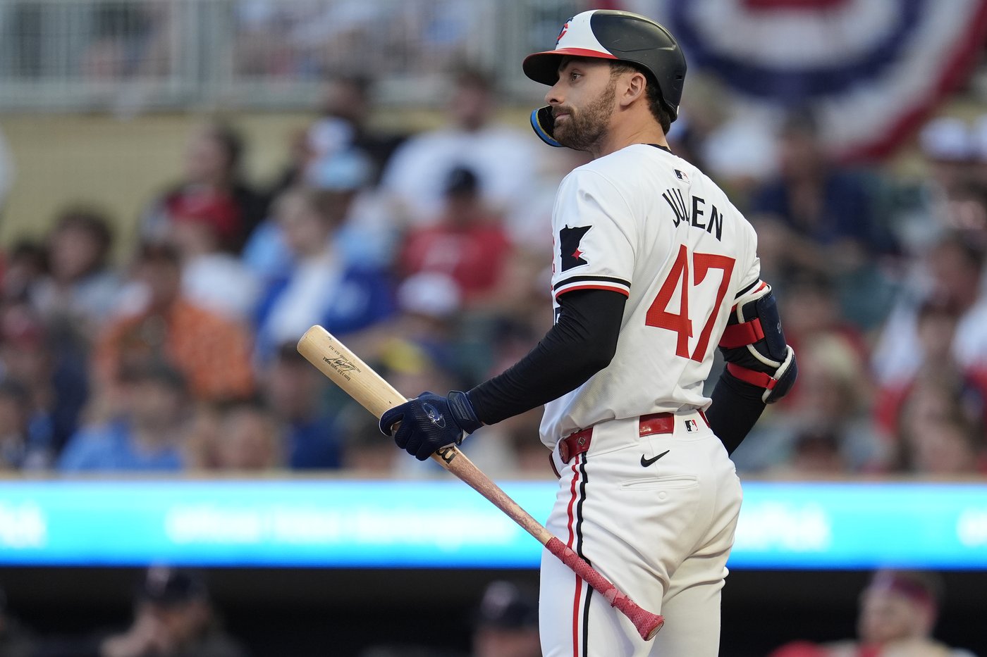 Rivera hits 2 HRs and drives in 4 runs as the playoff-bound Orioles beat the Twins 9-2 | iNFOnews.ca Rivera hits 2 HRs and drives in 4 runs as the playoff-bound Orioles beat the Twins 9-2 | iNFOnews.ca