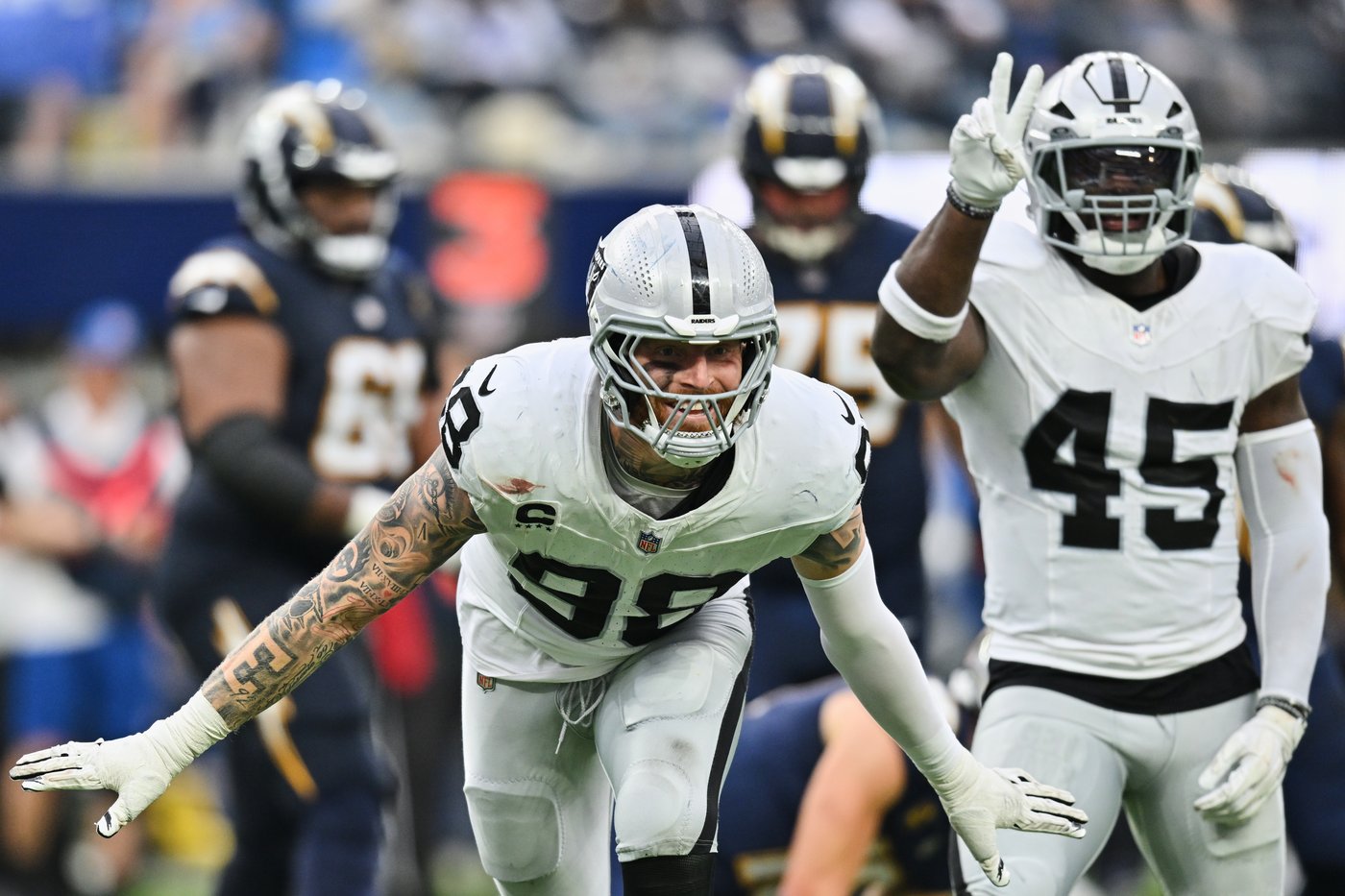 Giants and Raiders have no interest in losing Sunday to improve their chances at No. 1 draft pick | iNFOnews.ca Giants and Raiders have no interest in losing Sunday to improve their chances at No. 1 draft pick | iNFOnews.ca