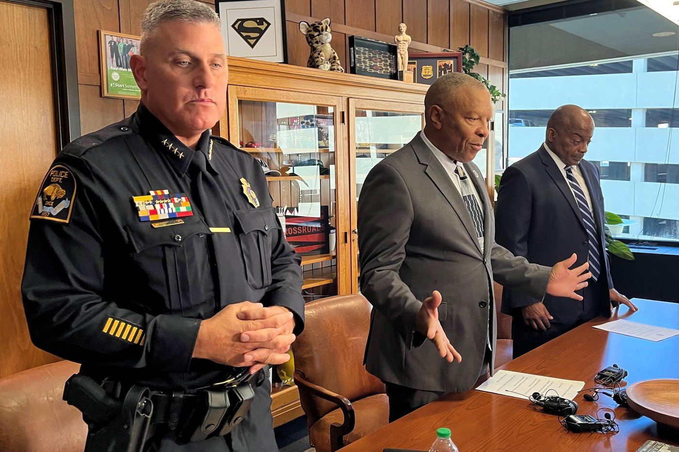 A Black champion boxer was held by police at gunpoint. The police chief says he gets the outrage | iNFOnews.ca A Black champion boxer was held by police at gunpoint. The police chief says he gets the outrage | iNFOnews.ca