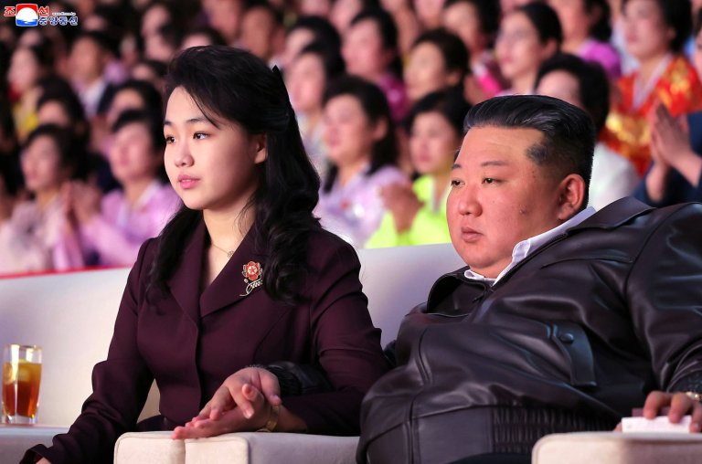 North Korean leader Kim and his daughter rides a tank together during army training | iNFOnews.ca
