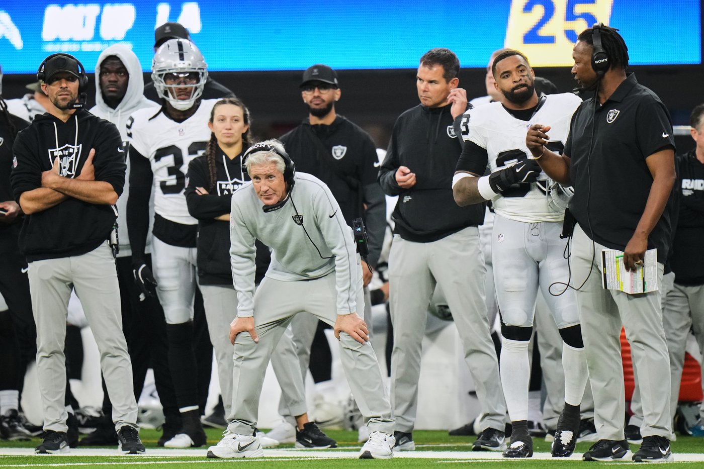 Pete Carroll searches for answers as Raiders' dismal season continues | iNFOnews.ca