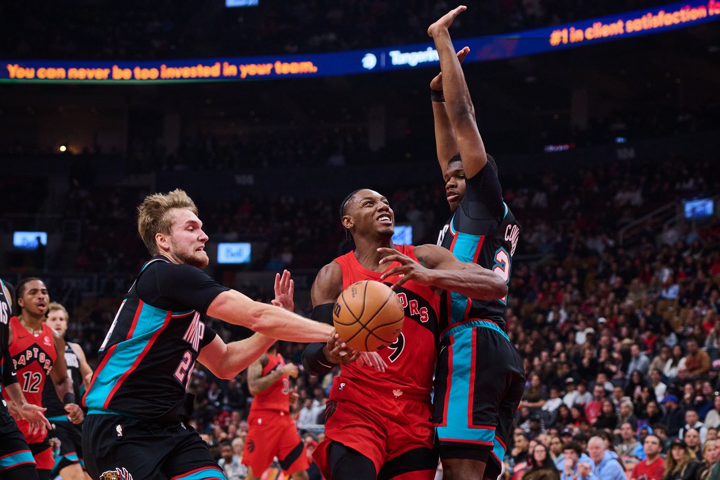 Barrett, Ingram lead Raptors to 117-104 win over Grizzlies | iNFOnews.ca