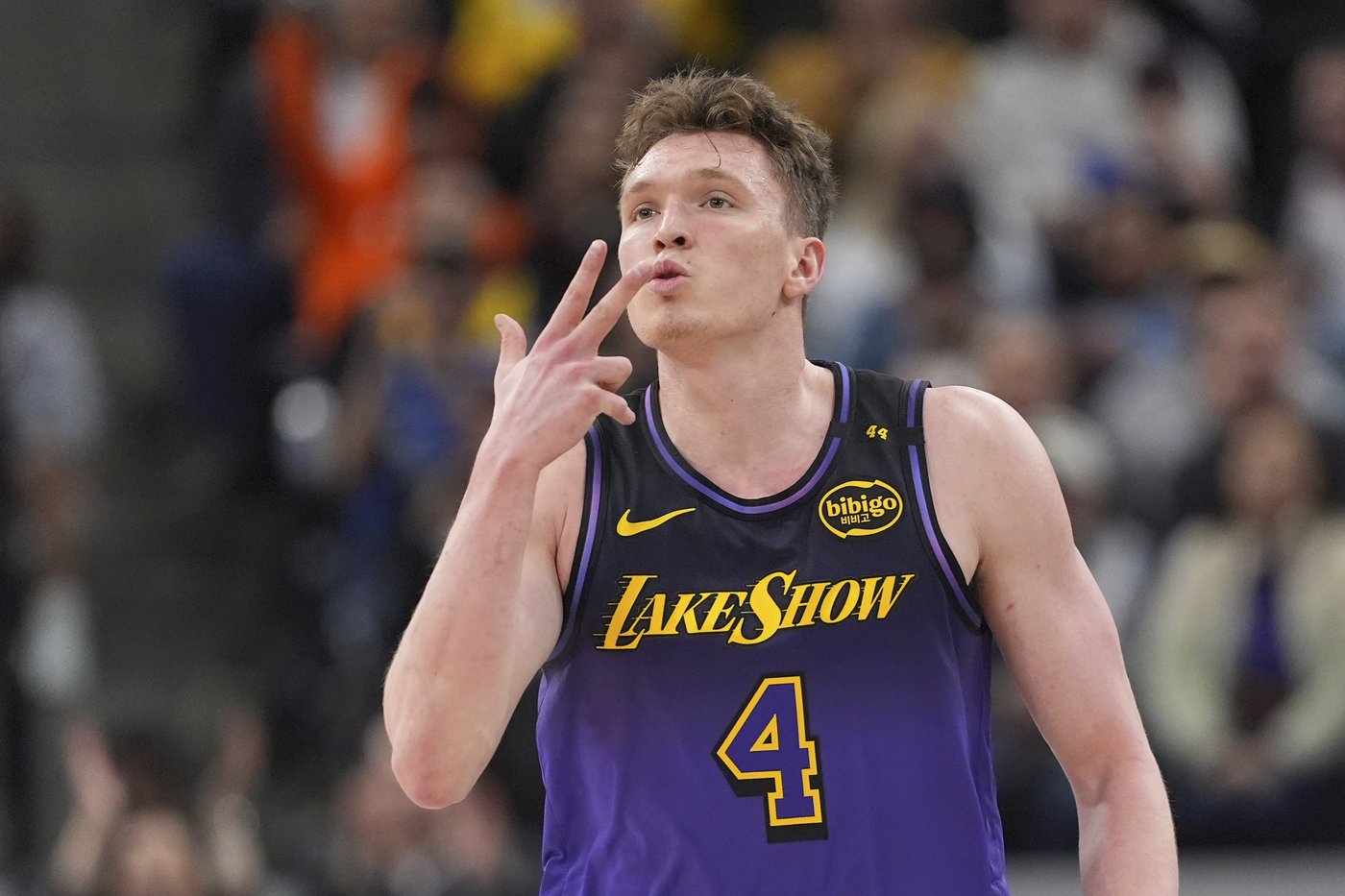 Lakers land center Mark Williams in trade with Hornets for Knecht and Reddish, AP source says | iNFOnews.ca Lakers land center Mark Williams in trade with Hornets for Knecht and Reddish, AP source says | iNFOnews.ca