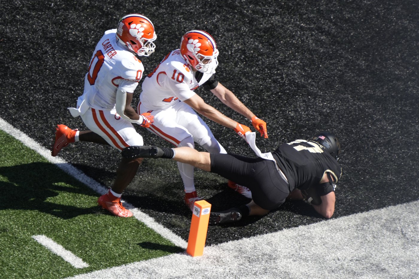 No. 11 Clemson starts difficult, defining November stretch with high-scoring Louisville | iNFOnews.ca No. 11 Clemson starts difficult, defining November stretch with high-scoring Louisville | iNFOnews.ca