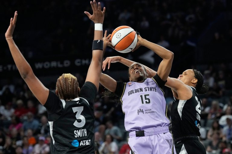 Aces surge past Valkyries 92-73 as Jackie Young shines in a 21-2 run | iNFOnews.ca
