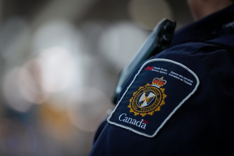 In the news today: Canadian refugee in U.S. border limbo; health ministers meet today | iNFOnews.ca