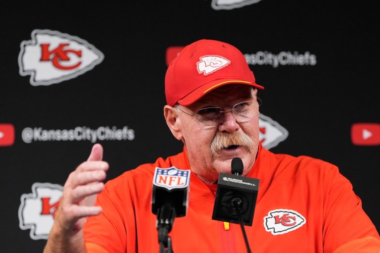 Chiefs rule out WR Rashee Rice and LT Josh Simmons for Sunday's game against the Chargers | iNFOnews.ca