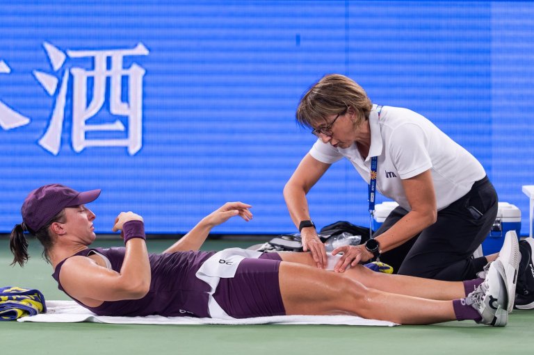 Swiatek withdraws from the Ningbo Open with a left thigh injury | iNFOnews.ca