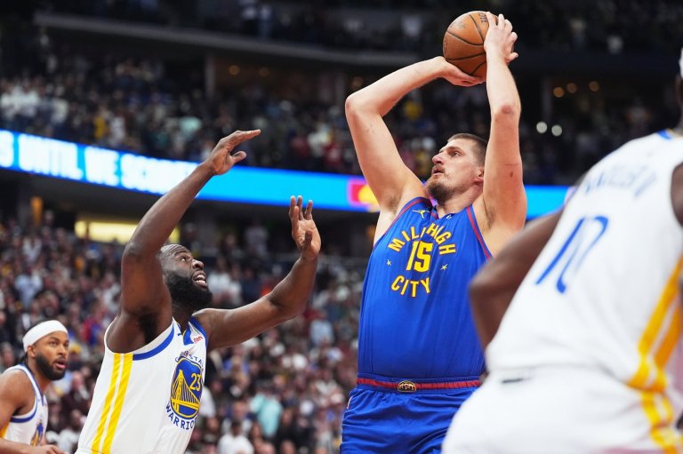 Nuggets dominate Warriors without Stephen Curry 129-104, Nikola Jokic just shy of triple-double | iNFOnews.ca